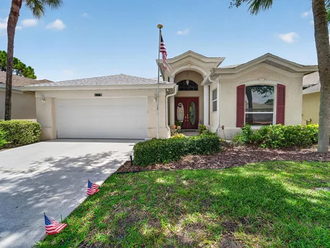 573 NW Montevina Drive, Port Saint Lucie, FL 34986