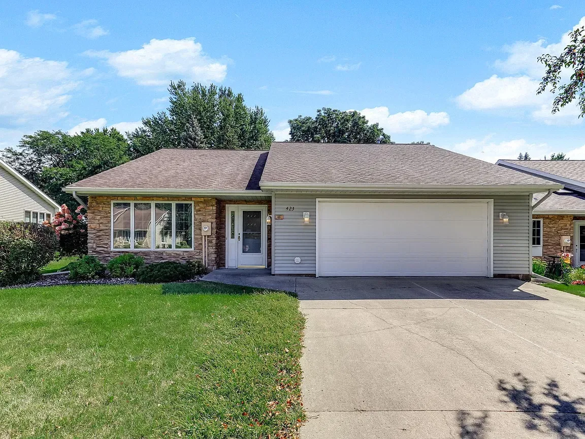 423 Tischler Ave, Faribault, MN 55021 — photo 7