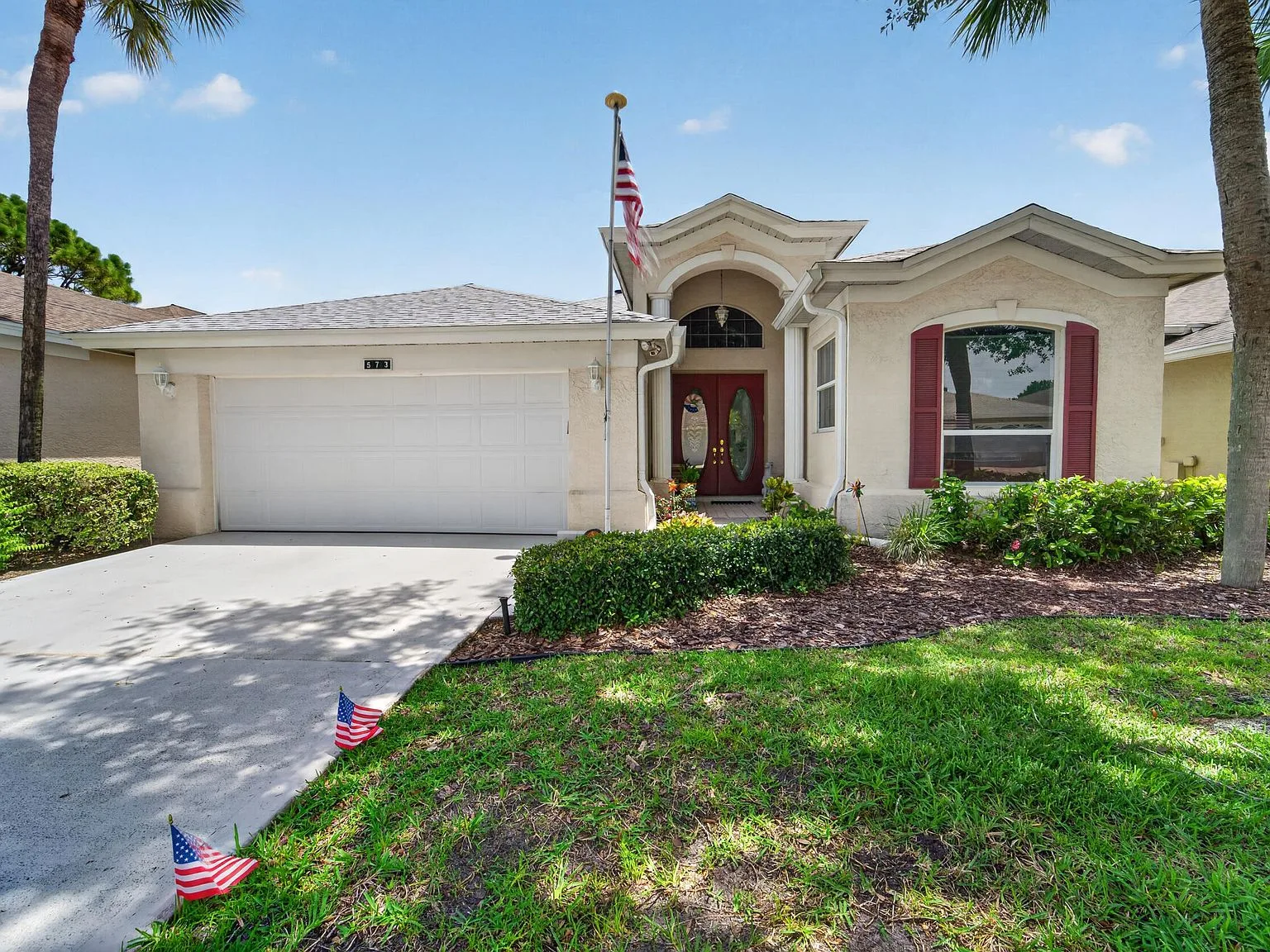 573 NW Montevina Drive, Port Saint Lucie, FL 34986