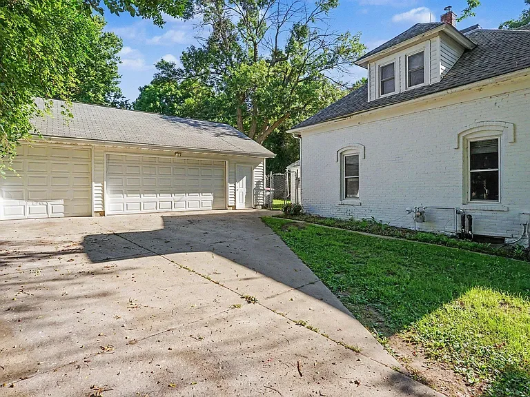 23 Main St E, Morristown, MN 55052 — photo 2