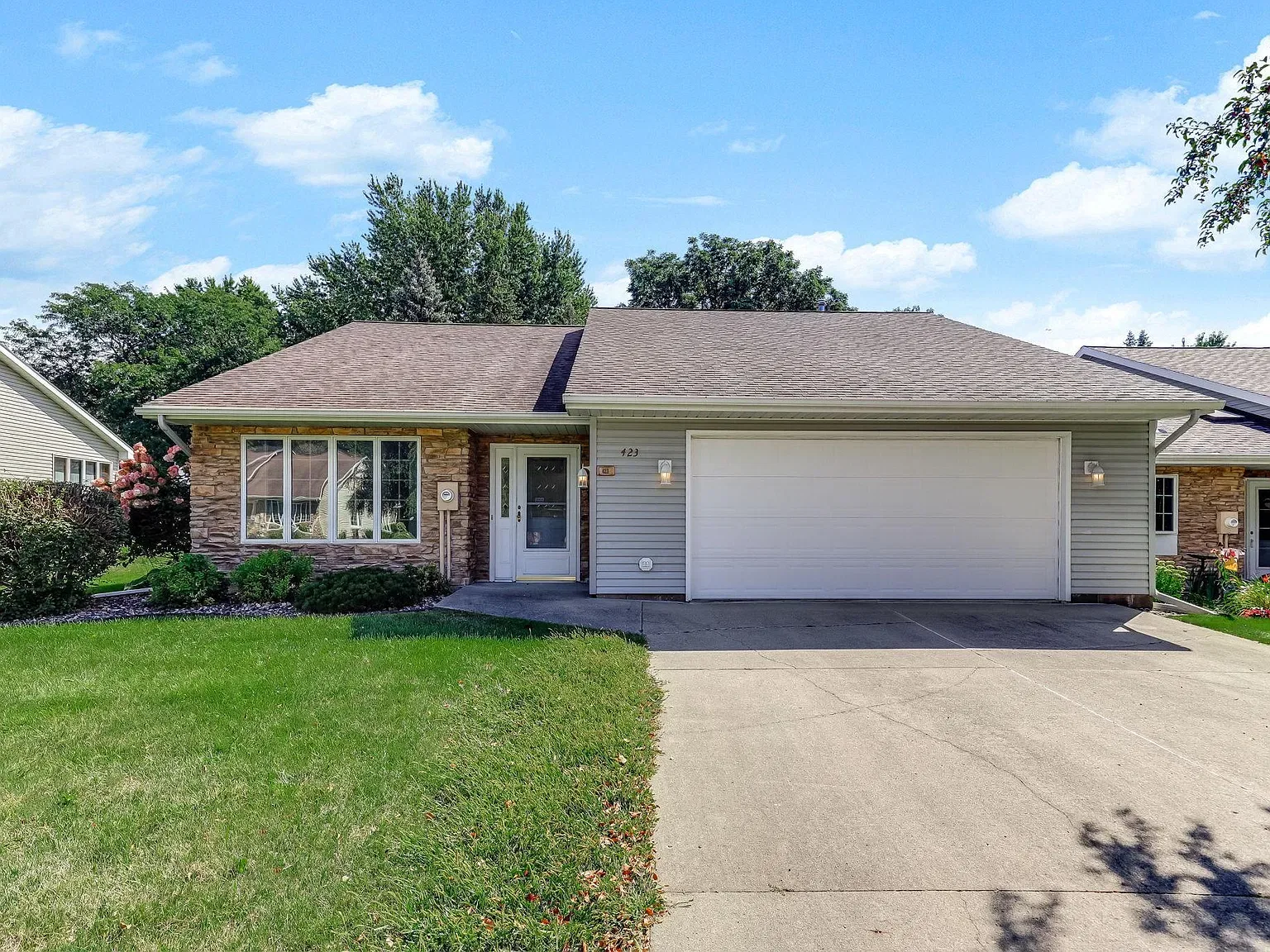 423 Tischler Ave, Faribault, MN 55021 — photo 9