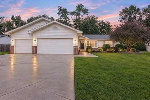 2340 Cedar Creek Cir, Portage, IN 46368