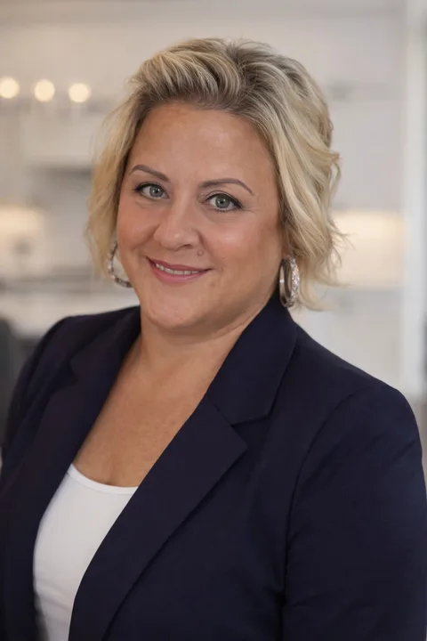 Michelle Stewart