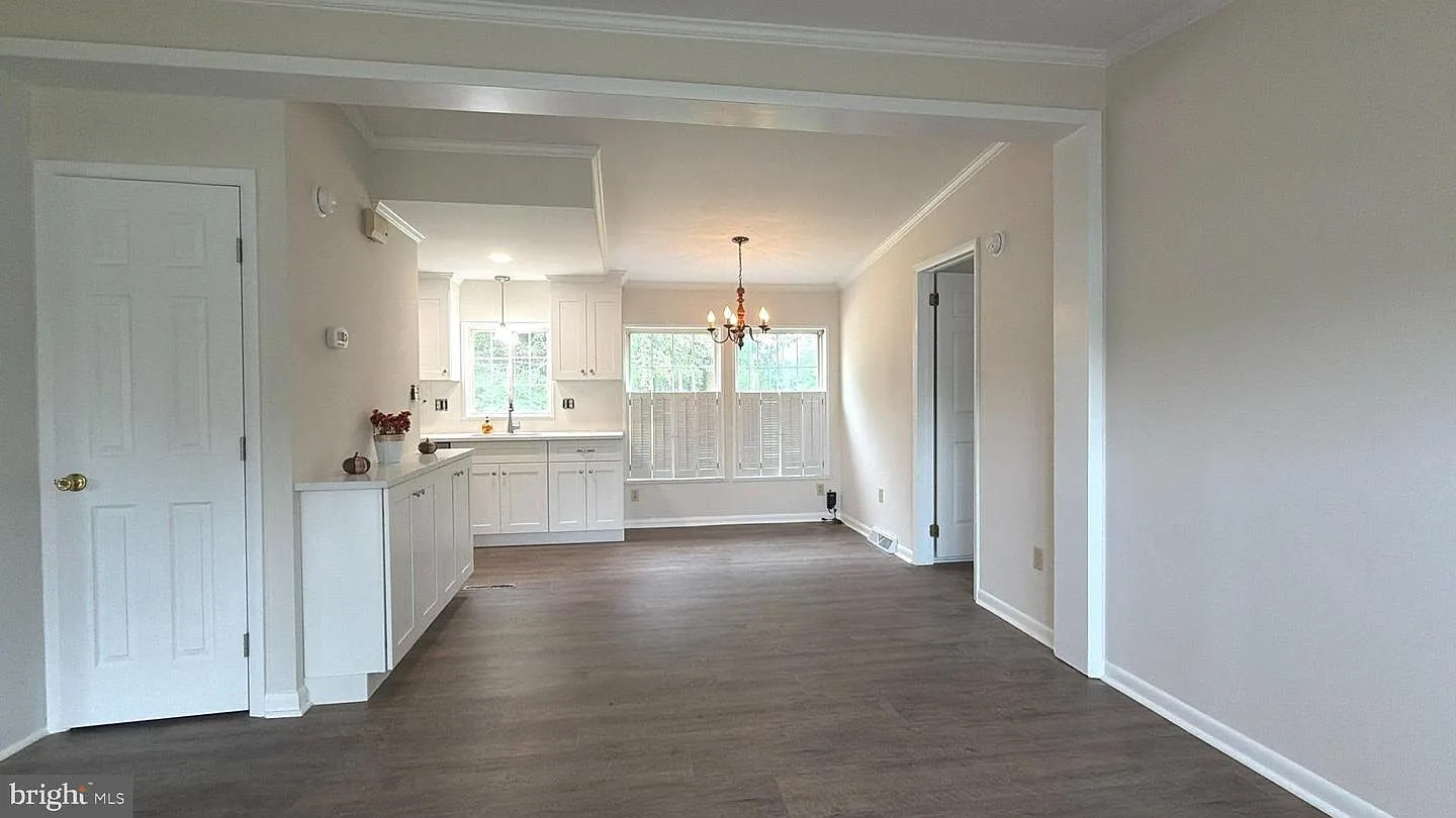 24 Shagbark Ct E, Harleysville, PA 19438