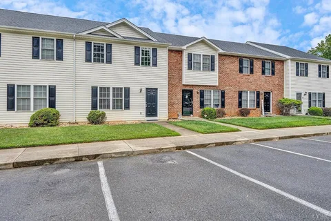3600 Old Forest Rd Unit 136, Lynchburg, VA 24501